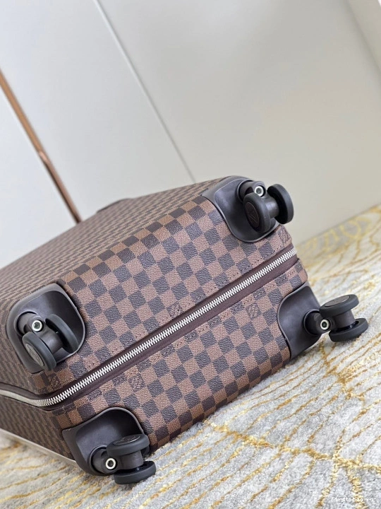 Frstbag ru Vuitton HORIZON 55 Louis 0723